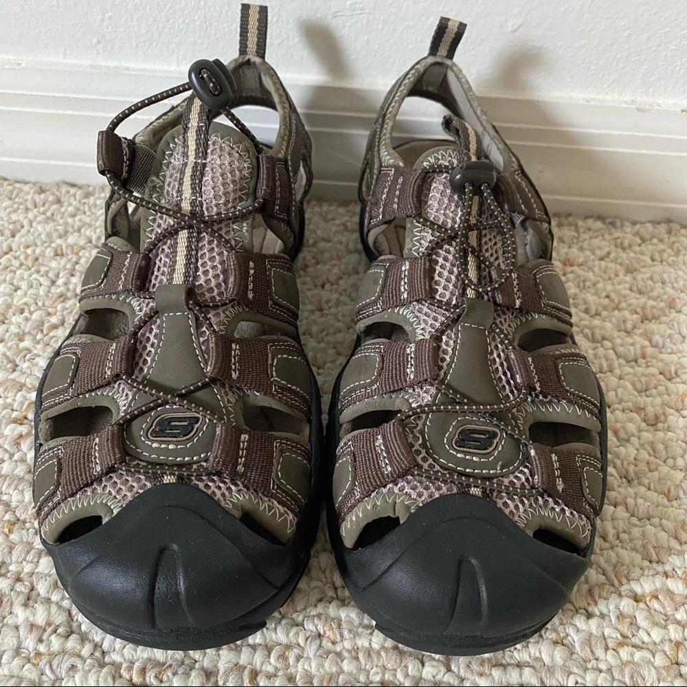 Sketchers Men’s Journeyman Safaris Sandal size 8